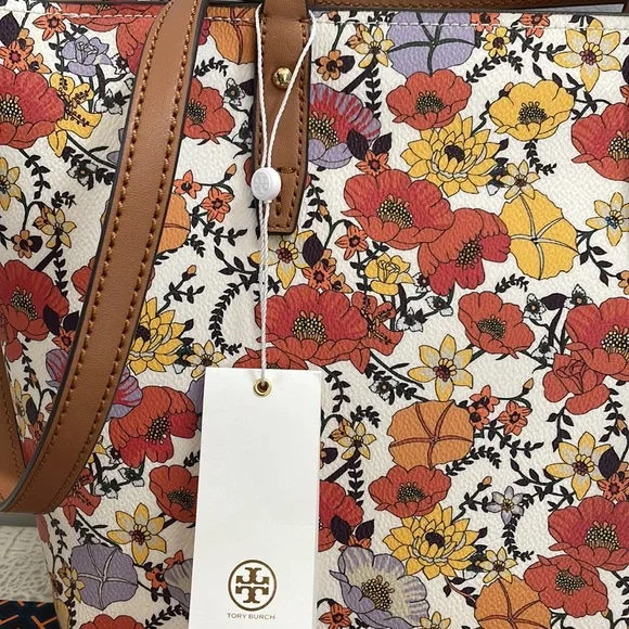 NWT Gorgeous Tory Burch Kerrington Zip Tote. - Picture 4 of 13